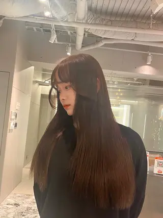 ロング カラー 岡田準希/韓国/透明 感カラー/美髪矯正のヘアスタイル