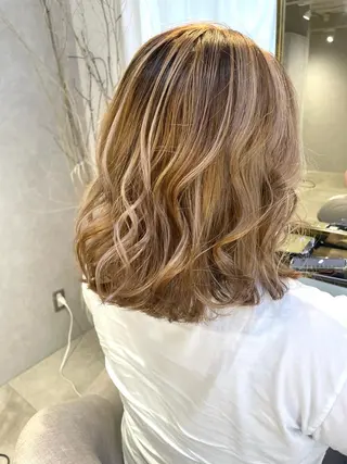 ミディアム カラー BoomBOX所属・HIBIKI/原宿 ハッシュカット🪄のヘアスタイル