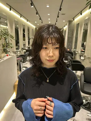 ミディアム BECK所属・神戸レイヤーカット 顔周り／骨格診断のヘアスタイル