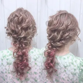 ロング ヘアアレンジ Partie （パルティー）のヘアスタイル