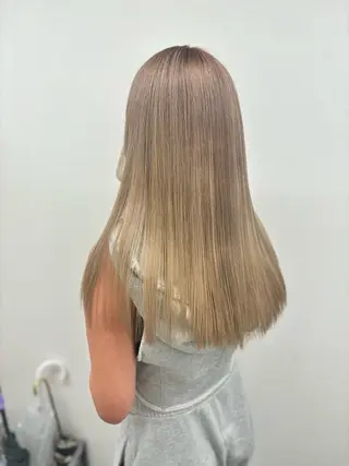 ロング カラー モテ髪💕ハイトーン yuriaのヘアスタイル