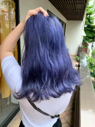 ロング カラー アブアイ所属・艶髪・酸性ストレート フリツのヘアスタイル