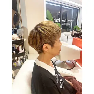 ショート 前さこ 結衣のヘアスタイル