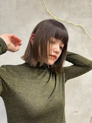 ショート カラー パーマ ボブ｜韓国｜美髪矯正 ｜amika🌙のヘアスタイル