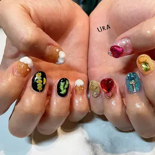 ネイル UrakoNail 《nail》のネイルデザイン