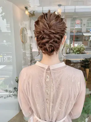 セミロング ヘアアレンジ ヘアアレンジ にいた　かづしげのヘアスタイル