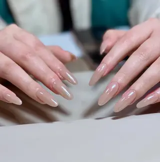 ネイル RAFFINE 月🦋🩵のネイルデザイン