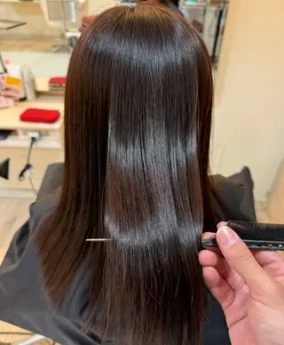 ロング ⭐️縮毛矯正⭐️ 赤松郁弥のヘアスタイル