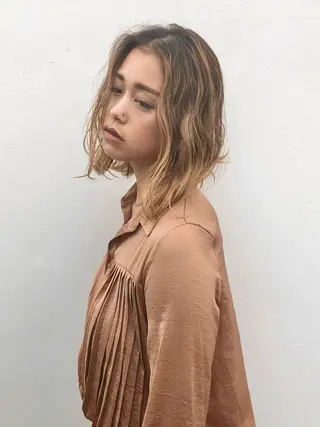 ミディアム 韓国🇰🇷ボブ✂︎ レイヤー✂︎三吉明人のヘアスタイル