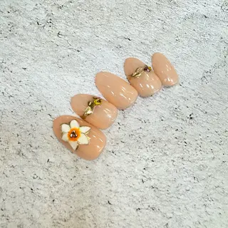 ネイル 重永 夏南のネイルデザイン