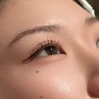 マツエク・マツパ 艶カラー・アイブロウ /momo🍑のヘアスタイル