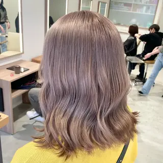 セミロング カラー 🎀透明感カラー🎀 mikaのヘアスタイル