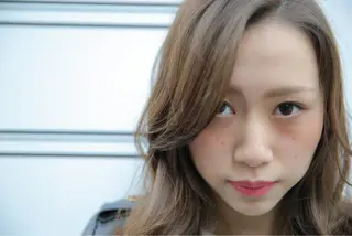 ミディアム セミロング ロング カラー パーマ 水原 大樹のヘアスタイル