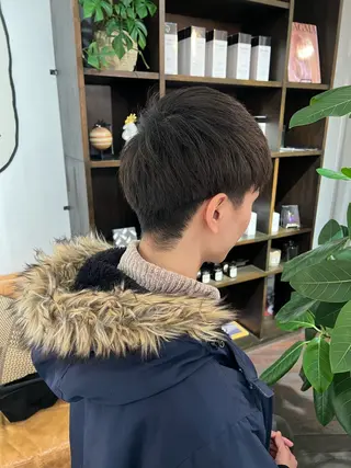 ショート デザインカット 加藤園のヘアスタイル