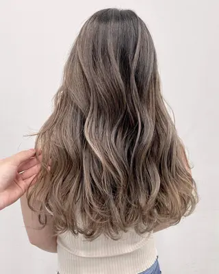 ロング カラー ✨美髪透明感ソムリエ ✨💎KAZU💎のヘアスタイル