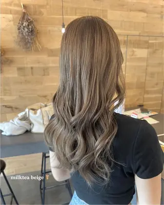 ロング jjeno所属・aisa 札幌カットモデル🎀のヘアスタイル