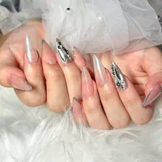 ネイル まつい さきのネイルデザイン