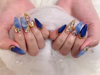 ネイル C ✨Mのネイルデザイン