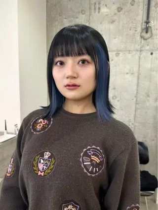 ミディアム カラー 切りっぱなしボブ/ ブリーチカラー/大塚のヘアスタイル