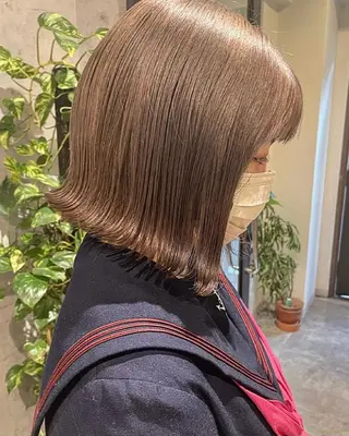 ショート 🌸インナーカラー 🌸藤井春華のヘアスタイル