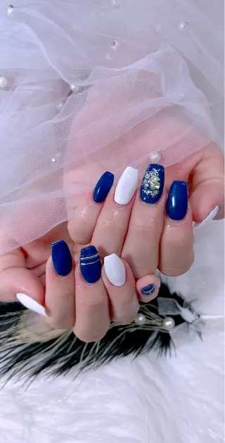 ネイル ビューティーリゾート麗所属・于 麗影のマツエク・マツパデザイン