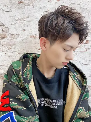 ショート カラー パーマ ヘアアレンジ メンズ 當間 大知のヘアスタイル