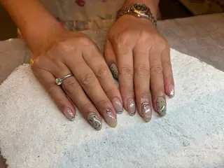 ネイル HONOKA W 【深江橋店】のネイルデザイン