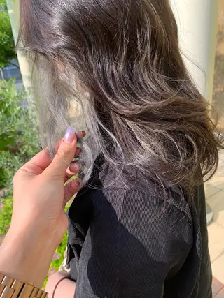 カラー 🐸鈴木 綾乃🐸のヘアスタイル