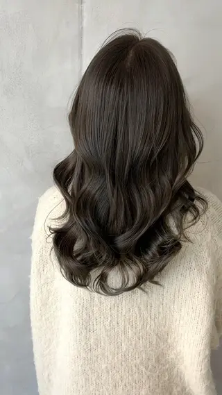 セミロング 可児 令路のヘアスタイル