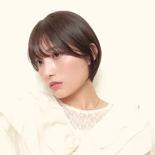 ショート カラー 山本 りなのヘアスタイル