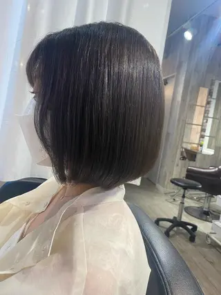 ショート Re:MAKE所属・ジャニヲタ美容師 推しカラー中平海帆のヘアスタイル