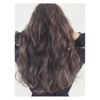 セミロング カラー ケア剤オタク×海外 ヘア長谷川裕起のヘアスタイル