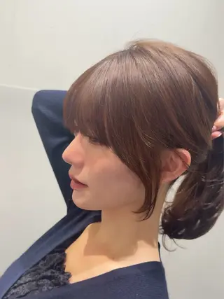 セミロング カラー SALOWIN新宿三丁目【サロウィン】所属・レイヤー🔶髪質改善 🔶透明感カラー青木のヘアスタイル