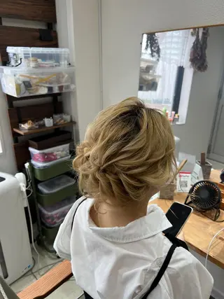 ミディアム ヘアアレンジ 山室 敬義のヘアスタイル