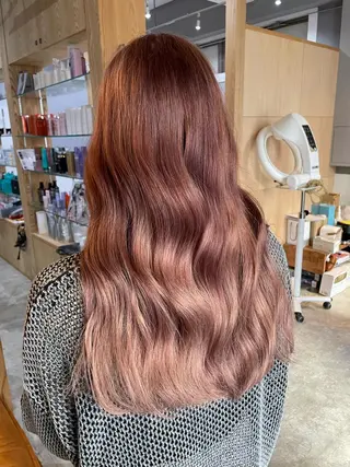 ロング カラー miloc那覇 MIKUのヘアスタイル