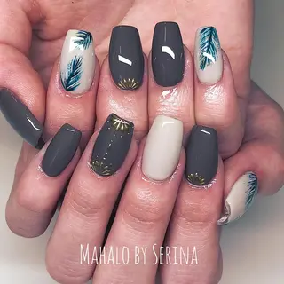 ミディアム カラー ネイル SUNNY BAE. SERINAのネイルデザイン