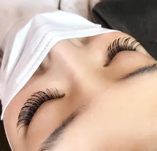 マツエク・マツパ francesca eyelash所属・中島 顕子のマツエク・マツパデザイン