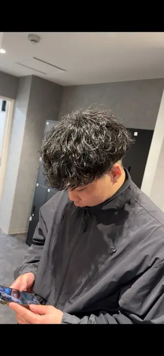 パーマ メンズ 吉田 タカスケのヘアスタイル