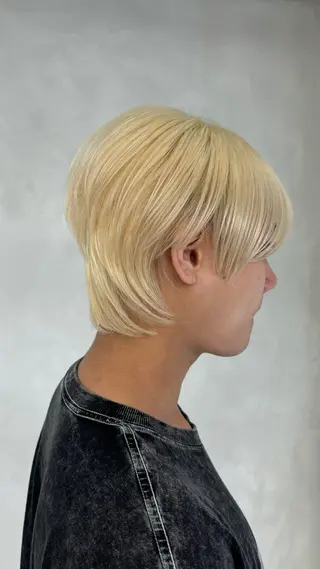 カラー メンズ 🌷ハイトーン特化 美容師🌷のヘアスタイル