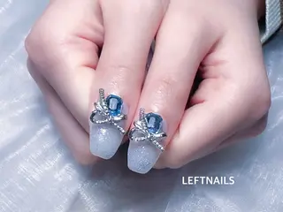 ネイル LEFTNAILS フィルインニュアンスのネイルデザイン
