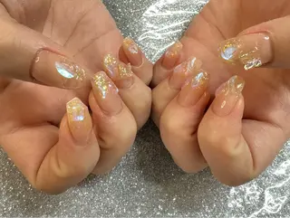 ネイル VIERU 🌈🎀💖のネイルデザイン