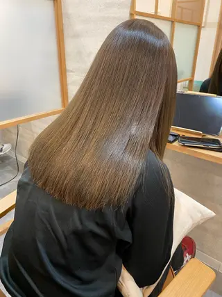セミロング Zina 髪質改善 たつやのヘアスタイル