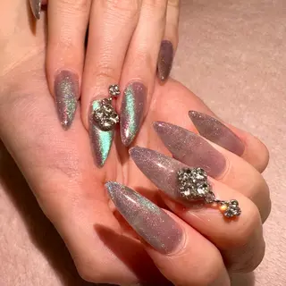 ネイル Eyelash&Nail  ESPERIS所属・ESPERIS⭐︎ meiのネイルデザイン