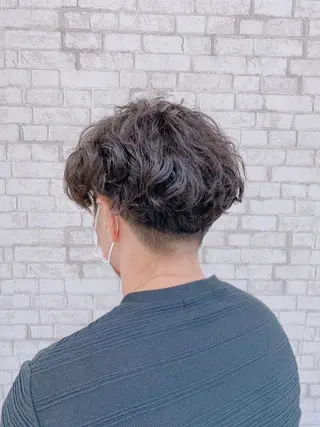 ショート カラー パーマ メンズ ブリーチなし艶カラー 東家のヘアスタイル