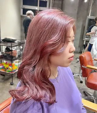 セミロング カラー ヘアアレンジ ピンクカラー🩷 ヘアセットＮＯ.1のヘアスタイル
