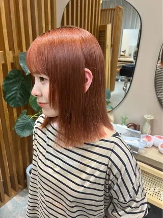 ミディアム カラー 阿久津真衣 似合わせカットのヘアスタイル