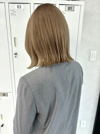 ショート カラー 流行りのレイヤーカッ ト得意💟akariのヘアスタイル