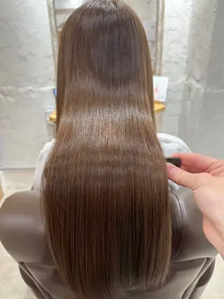 カラー eN°   by youres hair 飯田橋店所属・髪質改善/レイヤー× 縮毛矯正🤍maiのヘアスタイル