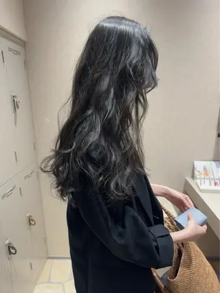 セミロング 吉原 星稀のヘアスタイル
