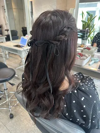 ロング ヘアアレンジ 女性に人気♪ はやしほのかのヘアスタイル